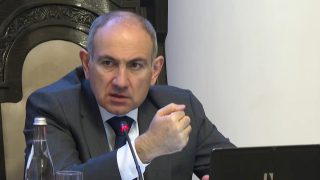 Դրոշը մի տեղում տնկում ենք, հետո էդ դրոշը կքրքրվի, կմաշվի՝ ոչ մեկի հոգսը չէ. Նիկոլ Փաշինյան