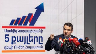 Եթե Սամվել Կարապետյանը ստիպեց ընտրությունից առաջ բարձրացնել թոշակները, պատկերացնու՞մ եք, ինչ կանի նա, եթե լինի վարչապետ․ Նարեկ Կարապետյան