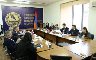 ՀՀ ՏԿԵ փոխնախարարը ՌԴ պատվիրակության հետ քննարկել է երկաթուղային ենթակառուցվածքների վերականգնման և շինարարության հետ կապված հարցեր
