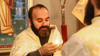 Տեր հայր, կասե՞ք՝ ի՞նչ է ինձ տալիս սերը