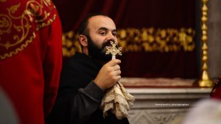 Տեր հայր, կասե՞ք՝ ինչպե՞ս սովորեմ սիրել