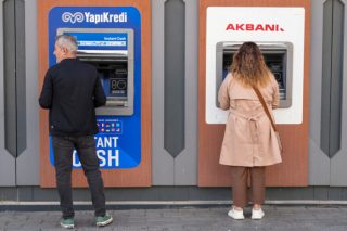 Թուրքիայում ժամկետանց և չվճարվող վարկերի ծավալը կրկնակի աճել է
