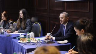 Արմեն Գրիգորյանը Հայաստանի և Ադրբեջանի քաղաքացիական հասարակության ներկայացուցիչներին ներկայացրել է խաղաղության գործընթացի ընթացքը