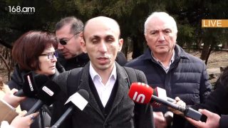 Հայելային համադրելի չէ Արցախի ժողովրդի և ՀՀ-ից տեղափոխված ադրբեջանցիների վերադարձը. Արտակ Բեգլարյան