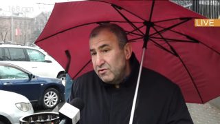 Մենք լուծումներ ենք առաջարկում. էս օրենքն ի սկզբանե է վատ օրենք եղել. չպետք է ընդունվի. բնակիչ