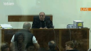 Անիմաստ եմ արդեն համարում նիստերին մասնակցելը, հաջորդ նիստին ինձ ազատեք մասնակցությունից. Չախալյան