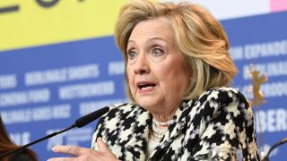 Հիլարի Քլինթոնը պնդում է, որ տեղյակ չի եղել Էփշթեյնի հանցագործություններից