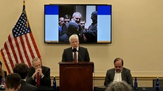 Ջոն Այբները Կապիտոլիումի շենքից Թրամփին կոչ է արել հալածանքներից պաշտպանել Հայ Առաքելական եկեղեցին․ քննարկում՝ ԱՄՆ Կապիտոլիումի շենքում