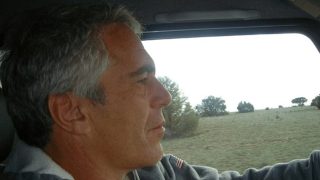 Հայտնաբերվել է Էփշտեյնի համակարգիչների և լուսանկարների պահման գաղտնի վայրը