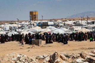 Սիրիայում ԻՊ-ի կողմնակիցների ճամբարից 20 000 կալանավոր է փախել. Financial Times