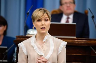 Իսլանդիան ԵՄ-ին անդամակցության շուրջ հանրաքվե կանցկացնի. վարչապետ