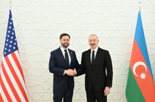 Վենսը Բաքվում քննարկել է գերիների ազատ արձակման հարցը