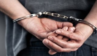 Համացանցում Փաշինյանի հասցեին արված գրառման համար 55-ամյա կին է կալանավորվել