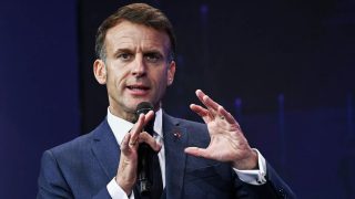 Մակրոնը որոշել է Ռուսաստանի հետ ուղիղ կապի ալիք ստեղծել