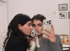 Մարիամ Փաշինյանը նոր հրապարակում է կատարել ծնողների ամուսնալուծության ֆոնին