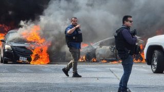 Մեքսիկայում անկարգությունների մեծ ալիք է սկսվել խոշորագույն նարկոկարտելի ղեկավարի սպանությունից հետո