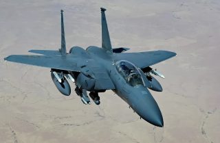 ԱՄՆ ռազմական ինքնաթիռներն ինտենսիվորեն տեղաշարժվում են Եվրոպայի և Արաբական թերակղզու ռազմաբազաների միջև. ԶԼՄ-ներ