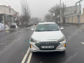 34-ամյա վարորդը «Hyundai Elantra»-ով Երևանի Աթոյան փողոցում վրшերթի է ենթարկել հետիոտնին
