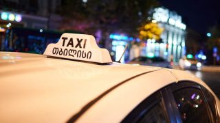 Վրաստանը սահմանափակում է օտարերկրացիների աշխատանքը ծառայությունների ոլորտում