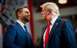 ԱՄՆ փոխնախագահին Օլիմպիական խաղերի բացմանը դիմավորել են սուլոցներով. սա զարմացրել է Թրամփին