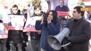 Հարց ունեմ 47 երկրի օմբուդսմենին. այցելե՞լ է սրբազաններին, մյուս քաղբանտարկյալներին. ո՛չ. Նաիրա Զոհրաբյան