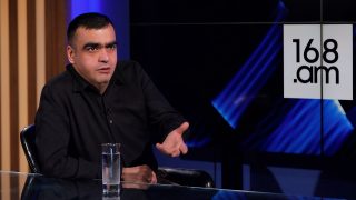Էն որ օդանավակայանում Ծառուկյանն օդ էր թռցնում, դափնեպսակը վզներիցդ կախում, տուն կամ մեքենա նվիրում, էն ժամանակ ինքը «Թագավորն» էր, հիմա դարձել ա «փողեր լվացո՞ղ կամ որսագո՞ղ». Հովասափյան