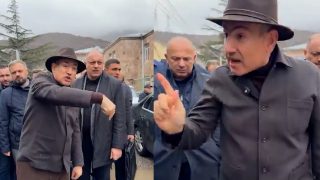 Փաշինյանի մուննաթը քաղաքացուն ռազ որ հասավ ըտեղարգելում եմ, էդ մարդու աղջիկը չի աշխատելու