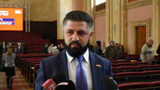 Արտախորհրդարանական ուժերի հետ քննարկում ունենք, բայց մեր վարչապետի թեկնածուն Սամվել Կարապետյանն է. դա չի քննարկվում. Ալիկ Ալեքսանյան