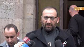 Էդ տեսանյութերի մեջ ավելի շատ խանդոտ կնոջ ձեռագիր է երևում, քան ինչ-որ տարբեր մարդկանց. Արշակ սրբազան