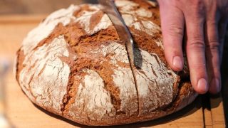 Սննդաբանը բացահայտել է, թե որ հացն է ամենաօգտակարը