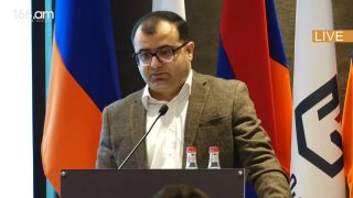 Քաղաքում մի ուրվական է շրջում՝ դիկտատորի ուրվականը. Հակոբ Կարապետյան