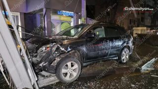 Երևանում բախվել են «Kia Optima»-ն և «Lexus»-ը