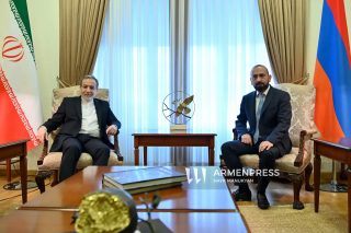 Հայաստանի և Իրանի ԱԳ նախարարները հեռախոսազրույց են ունեցել