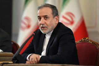 Միջնորդների միջոցով հաղորդագրությունների փոխանցումը բանակցություն չէ. Արաղչի