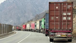 ՀՀ սահմանային անցակետերում բեռնատարների համար կկառուցվեն վճարովի կայանատեղիներ. ՊԵԿ