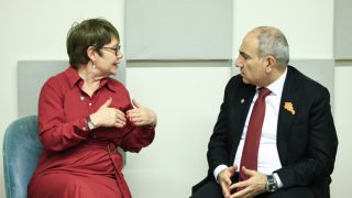 Նիկոլ Փաշինյանը ՎԶԵԲ նախագահի հետ քննարկել է համատեղ ծրագրերի ընթացքը