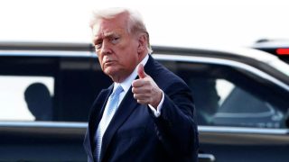 Իրանում կոշտ արձագանքել են բանակցությունների վերաբերյալ Թրամփի հայտարարությանը