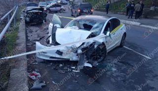 3 ավտոմեքենայի մասնակցությամբ խոշոր ավտովթարի հետևանքով 3 վիրավորներից մեկն անչափահաս է