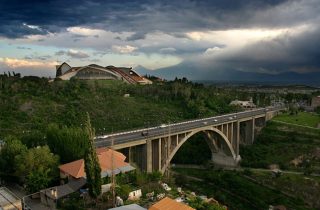 Փրկարարները ոստիկանների հետ համատեղ կանխել են քաղաքացու ինքնաuպանnւթյան փորձը