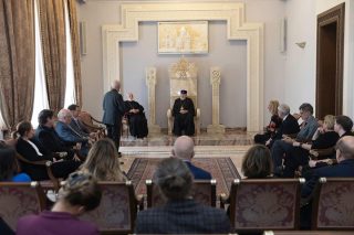 Ամենայն Հայոց Կաթողիկոսն ընդունել է «Ռենովաբիս» բարեգործական կազմակերպության գլխավոր գործադիր տնօրենի գլխավորած պատվիրակությանը