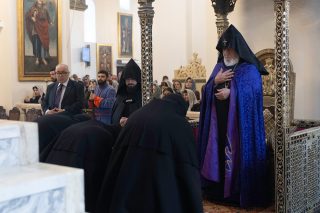 Հայոց Ցեղաuպանnւթյան սուրբ նահատակների ոգեկոչման արարողություններ՝ Մայր Աթոռ Սուրբ Էջմիածնում