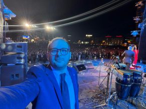 Էդքան չար մի եղի, գյումրեցին քեզ չի սիրում, Շիրակ աշխարհը քեզ չի սիրում. Ռուբեն Մխիթարյան