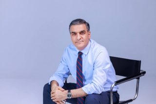 Այսօր մենք ունենք ընդհանուր երազանք։ Երազանք՝ խաղաղ և երջանիկ կյանքի մասին։ Երկրի մասին՝ առանց պատերազմների, որտեղ կարելի է աշխատել, դաստիարակել երեխաներ, ապագա կառուցել. Միասնության թևեր