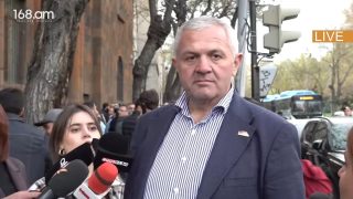 Մի գործարանատիրոջ ու Գոհար Ղումաշյանի զրույցն է դիտվել որպես ընտրակաշառքի խոստում. Մամիկոն Ասլանյան