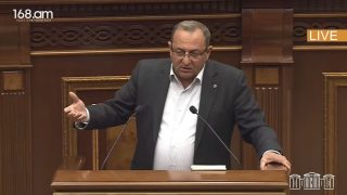 Սամվել Կարապետյանից, Ծառուկյանից, Քոչարյանից թույլ եք. Աղետն ու կորուստ բերողը դուք եք. Արծվիկ Մինասյանը՝ ՔՊ-ին