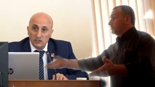 Իրավիճակը լարվեց. Մեզ տուպիկի մեջ եք դնում, բանկերը չեն աշխատում