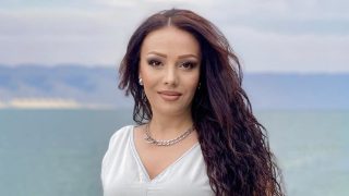 Կնոջ տեսակետը քաղաքականության մեջ անհրաժեշտություն է. «Հայուհի» կանանց կենտրոնը միանում «Ուժեղ Հայաստան» կուսակցությանը