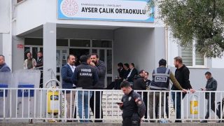 Թուրքիայի երկու դպրոցներում կրակոցների առնչությամբ ձերբակալվել է 162 մարդ