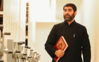 Որոշ մարդկանց խորհուրդ կտանք խոսել ոչ թե Մայր Աթոռի այս կամ այն այգու խնամքը ստանձնելու, այլ՝ Արցախը թշնամուն հանձնելու, հայաթափելու, հայրենիքը արհավիրքների առջև կանգնեցնելու մասին. Տեր Արարատ