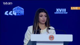 Արցախցին չի՛ հանձնվել ու չի՛ հանձնվելու. դուք ո՞վ եք, որ փակեք մեր հայրենիքի էջը. Անի Խոսրովյան